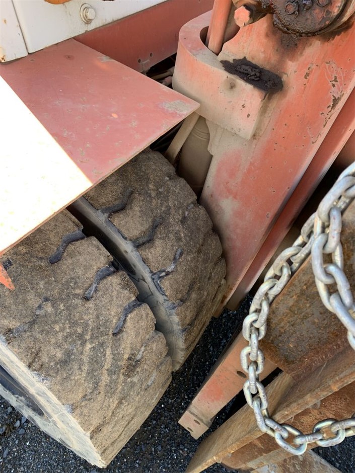 6mm Kunzite & Baroque Pearl Dangling Earrings.