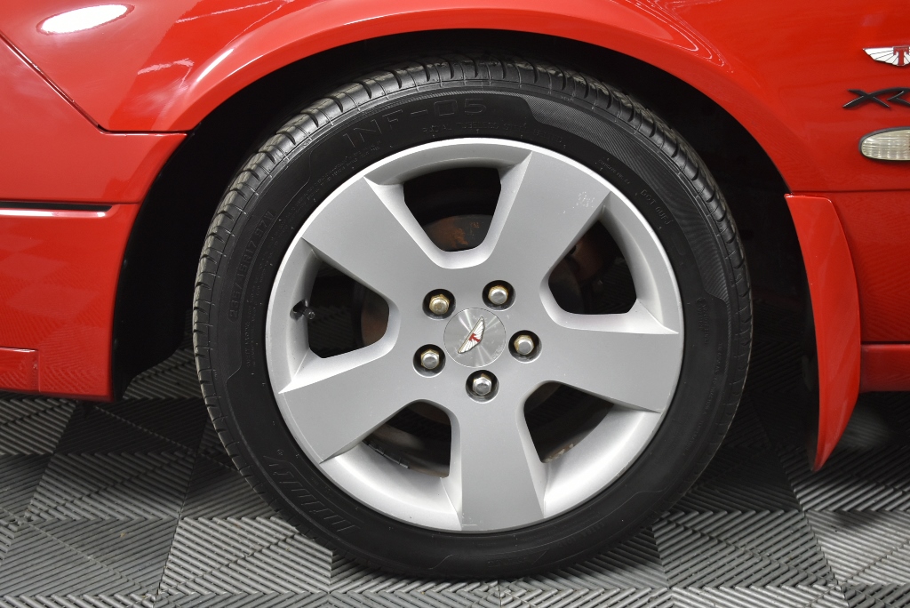 TOMMEE TIPPEE Sleeptime Portable Blackout Blind with Suction Cups, Adjustab