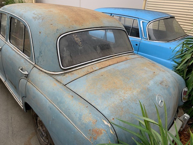 60 x PRINGLES Minis Sour Cream & Onion Single Serve Packets, 19g.