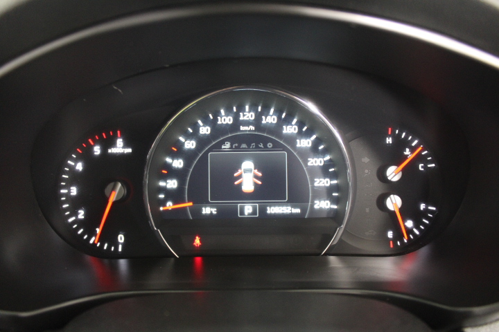 <p>Car Carrier Trailer<</p>