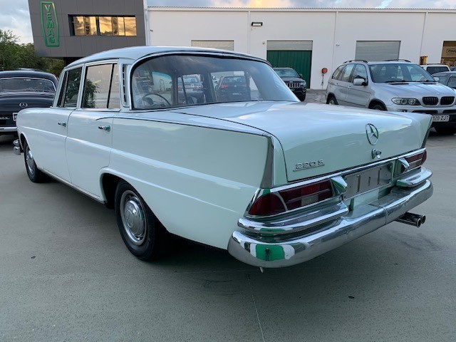 Michael Anthony Designs 6'3 Orange/Yellow Surfboard