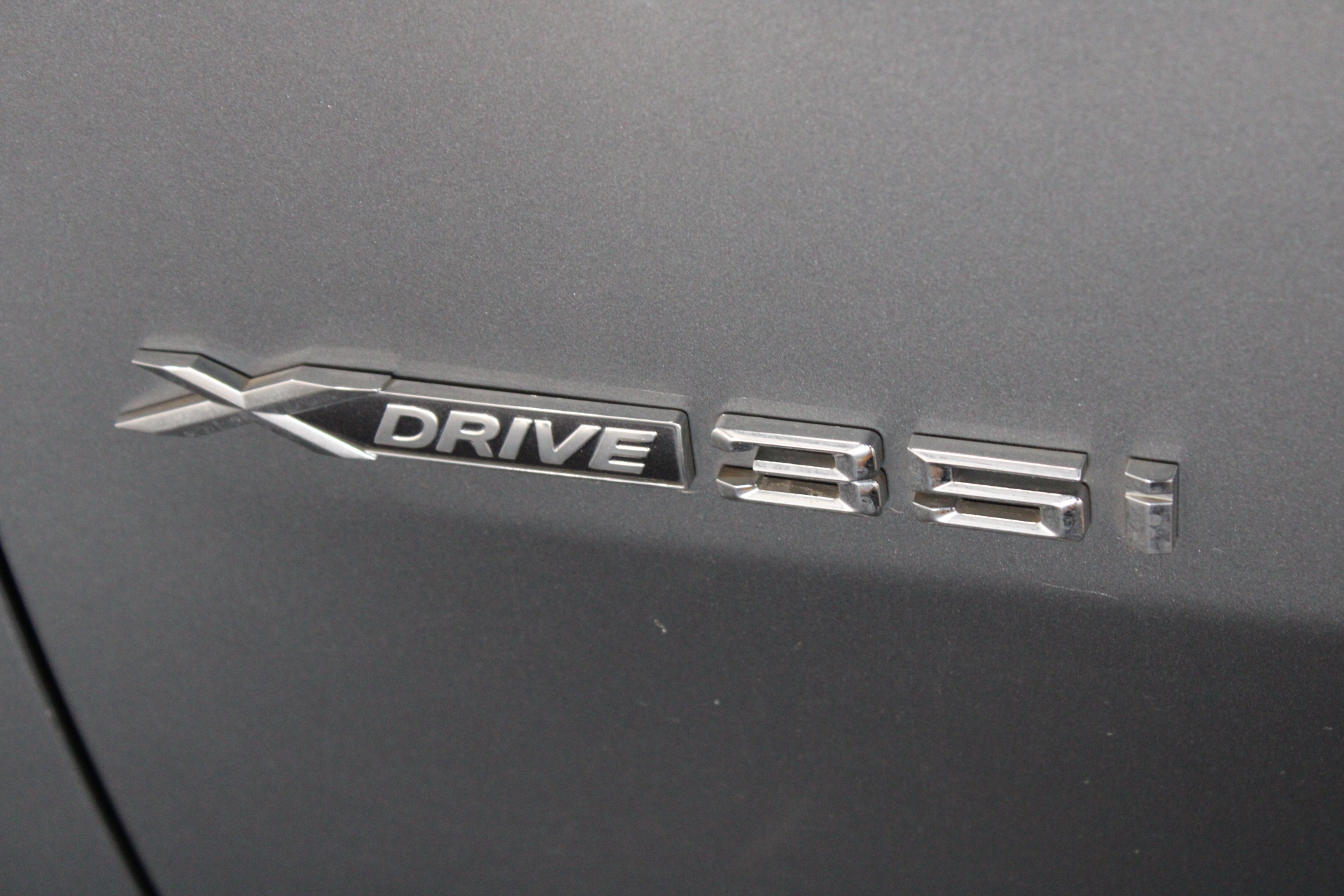 Approx 37 Ct of Loose Boulder Opal Chips (Coober Peby) In glass disp/bottle