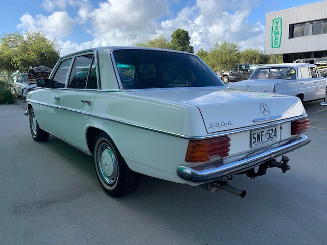 1944 Australia Silver Florin  Uncirculated