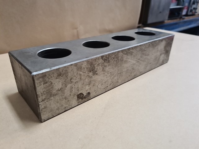 NED KELLY UNIQUE BOXED SET OF 1 GOLD INGOT & PISTOL - FINISHED IN 24K GOLD