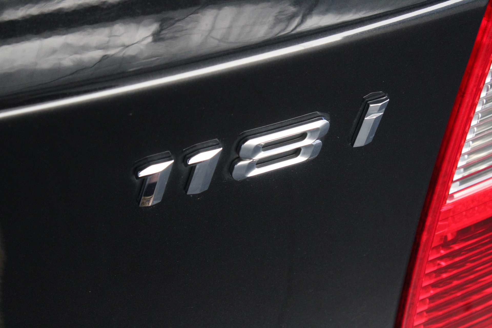 UNC 2023 $2 Vegemite Yellow RARE Coloured two dollar Coin