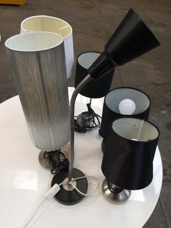 CROMPTON Mali Sculpture Pendant (Blue)