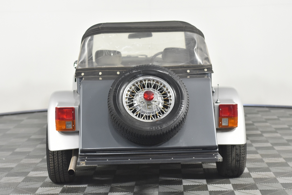 The Hero `Preservative Free` Pinot Noir 2023 (6x 750mL) SA