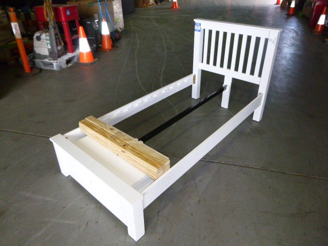 Wolf Blass Zero Sauvignon Blanc NV (6x 750mL).