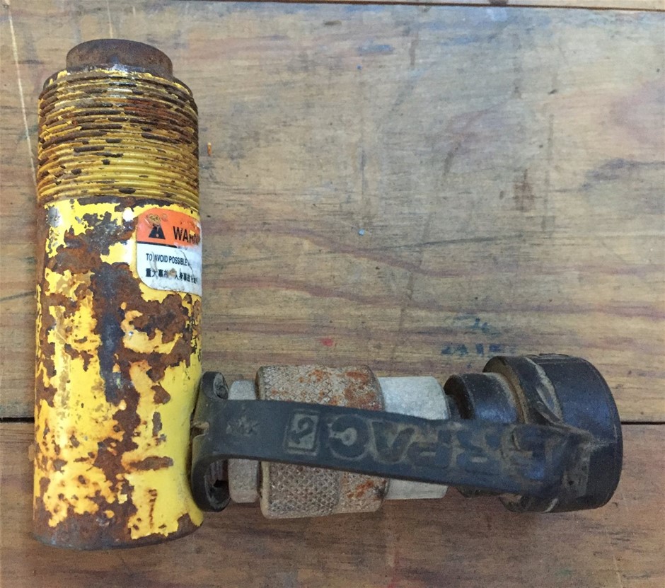 Casella Limited Release Cleanskin Cabernet Sauvignon 2013 (12x 750mL) SA