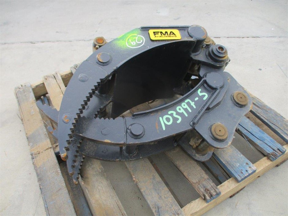 Wolf Blass Yellow Label Chardonnay (6x 750mL). SA