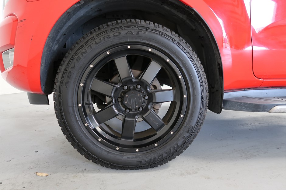 Stunning Rhodium Plated Simulated Diamond Ring - US Size 6