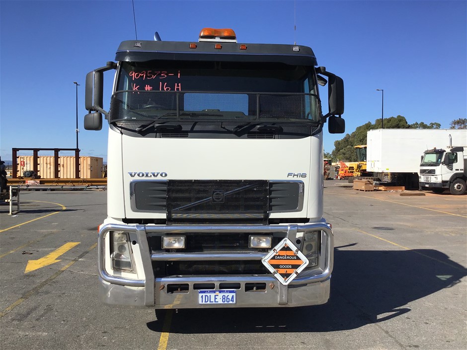 Unisex Black Volcanic Lava Rock Beaded Crystal Initial "O" Bracelet -Yellow