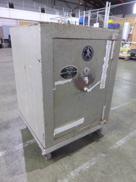 Sandalford Winemakers Classic Dry Red 2021 (12x 750mL) WA