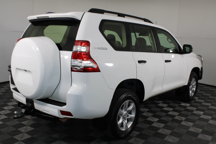 Fishbone Black Chardonnay 2025 (6x 750mL), Margaret River.