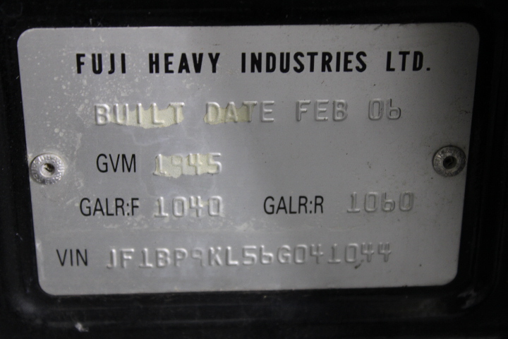 Elephant in the Room Chardonnay  (6x 750mL). (252626-1266)