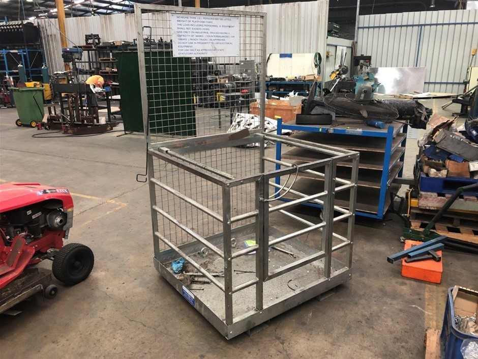 Jules Roy Pinot Noir 2024 (6x 750mL), France.