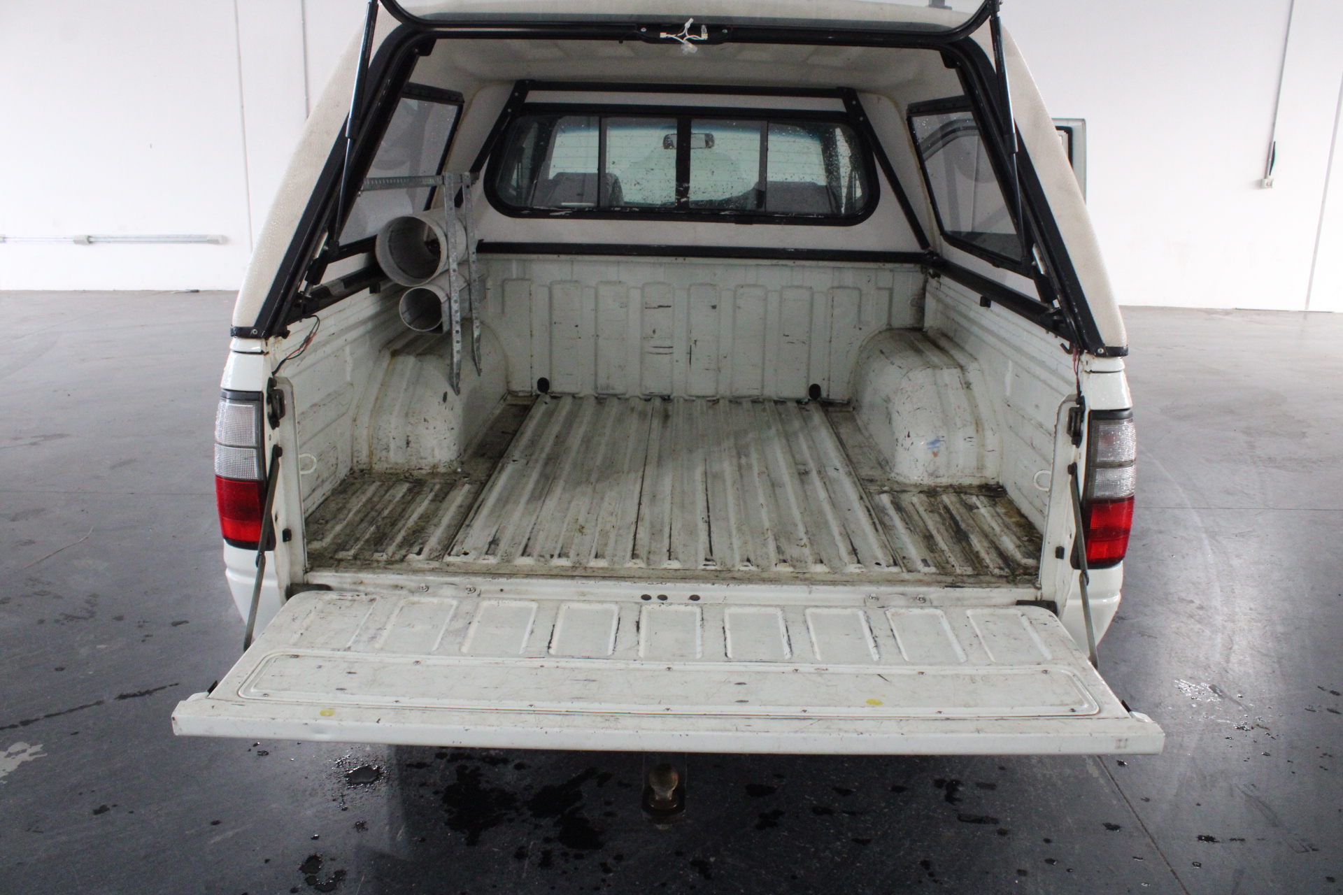 60 Pairs x FEATHER TOUCH Silver Lined Latex Gloves, Size 7-7.5 / M, Colour: