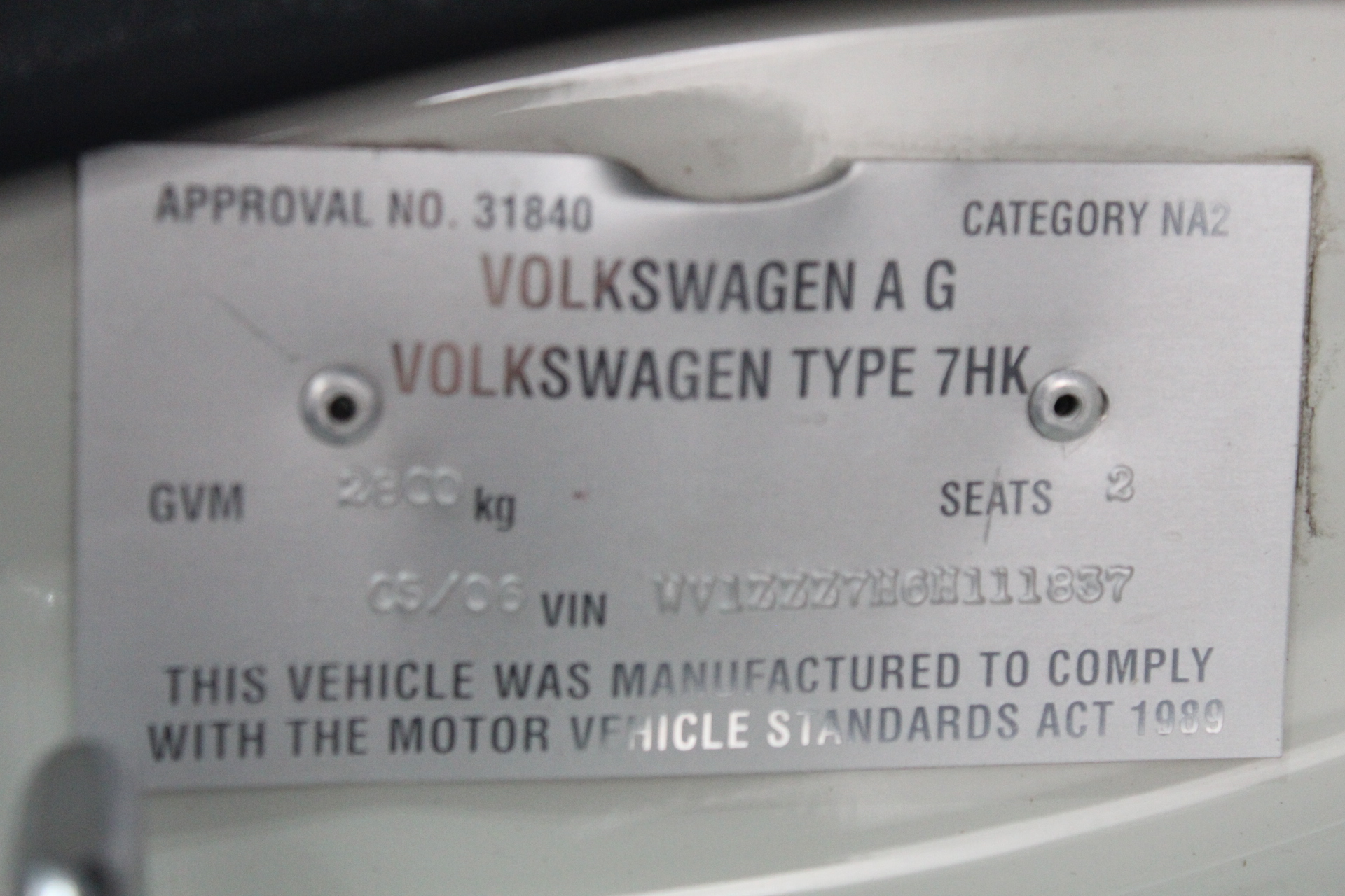 2 x SENSH Staple Gun 4-13mm Staples.