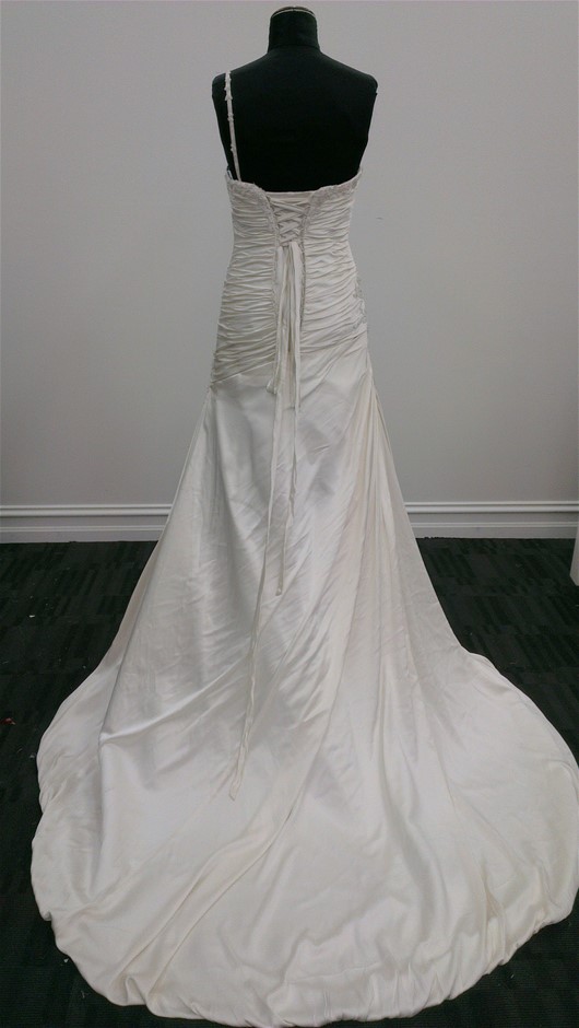 By The Vineyard Mixed Pack Cab Merlot & Chardonnay (12x 750mL). SEA.