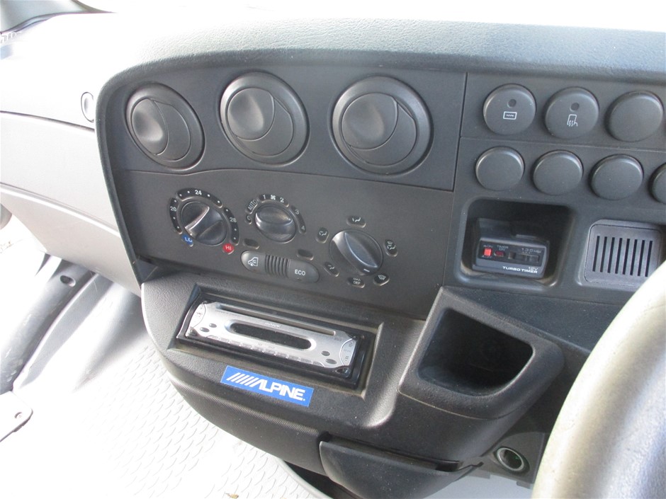 8-9mm White Pearl with Rhinestones & CZ Rhodium Plated Bracelet