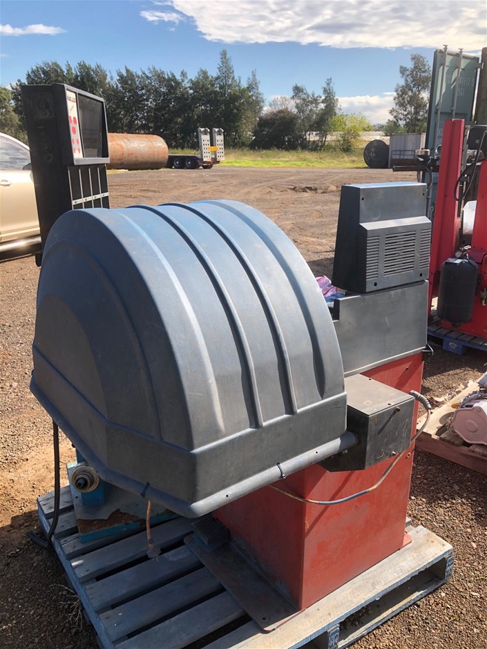 2.0ct Round Cut GRA Certified Moissanite 925 Sterling Silver Earrings