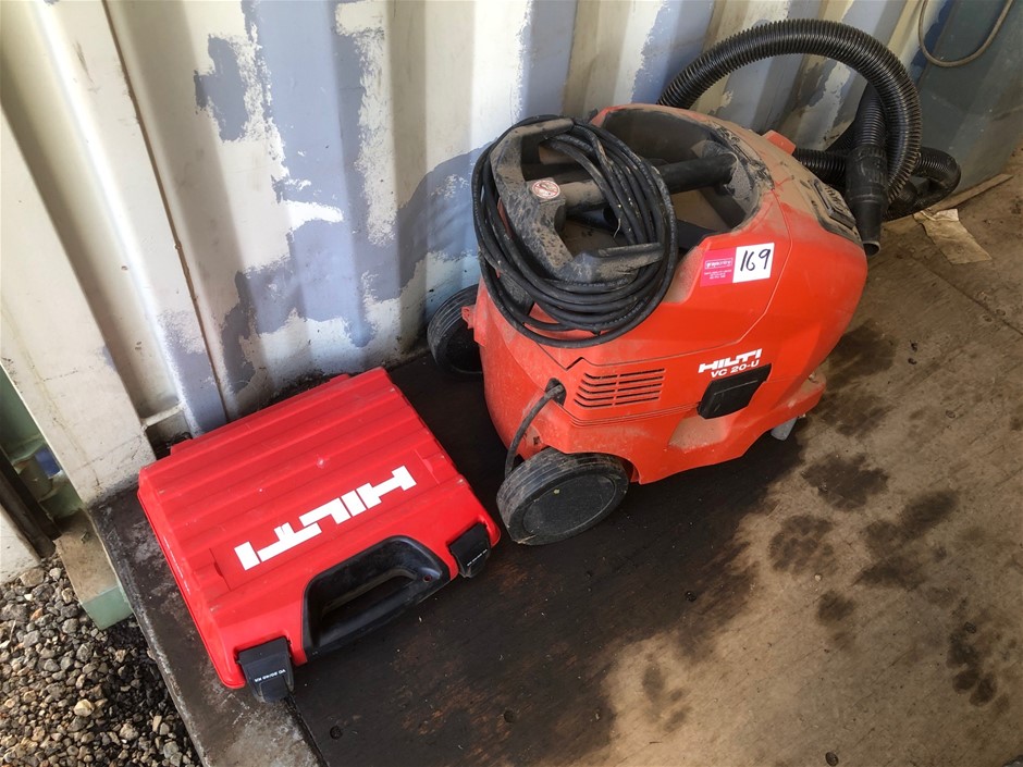 1.5ct Oval Cut Simulated Diamond 925 Sterling Silver Ring - Size 8