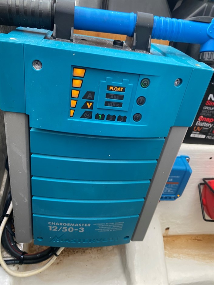 Dewalt Circular Saw with Tungsten Carbide Blade Ideal for Home Handyman 