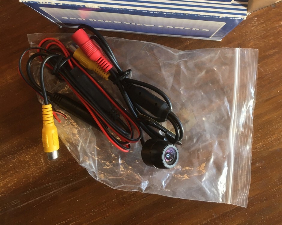 0.12 carat white round 4 diamond