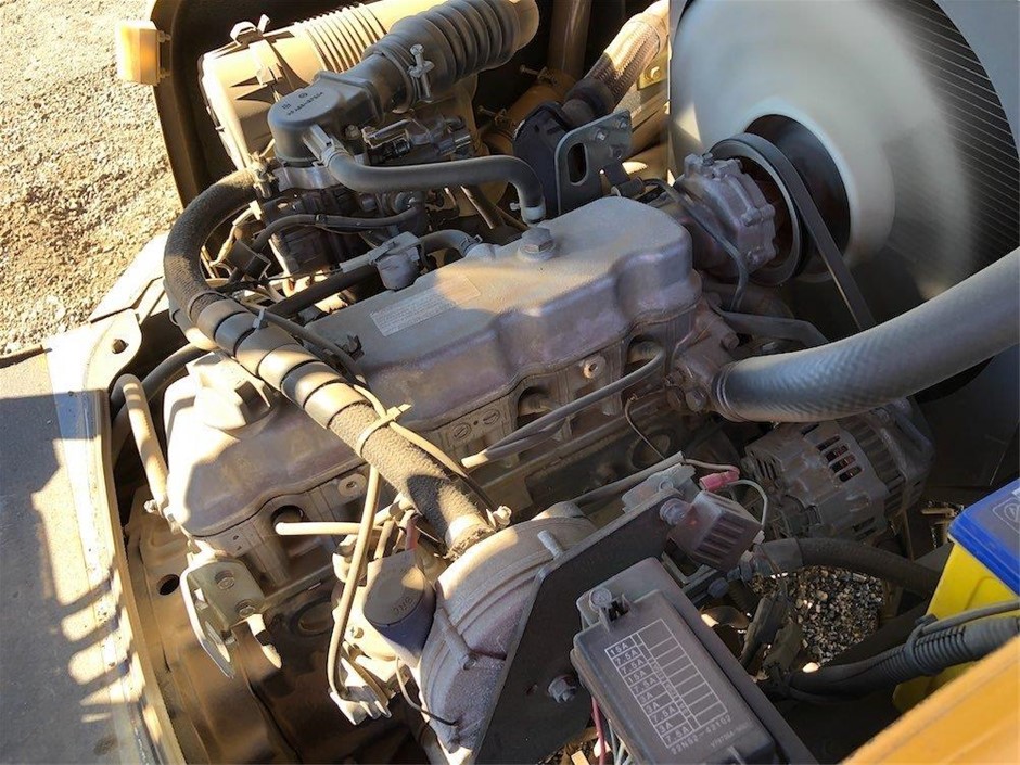 0.16 Carat White 4 round diamonds