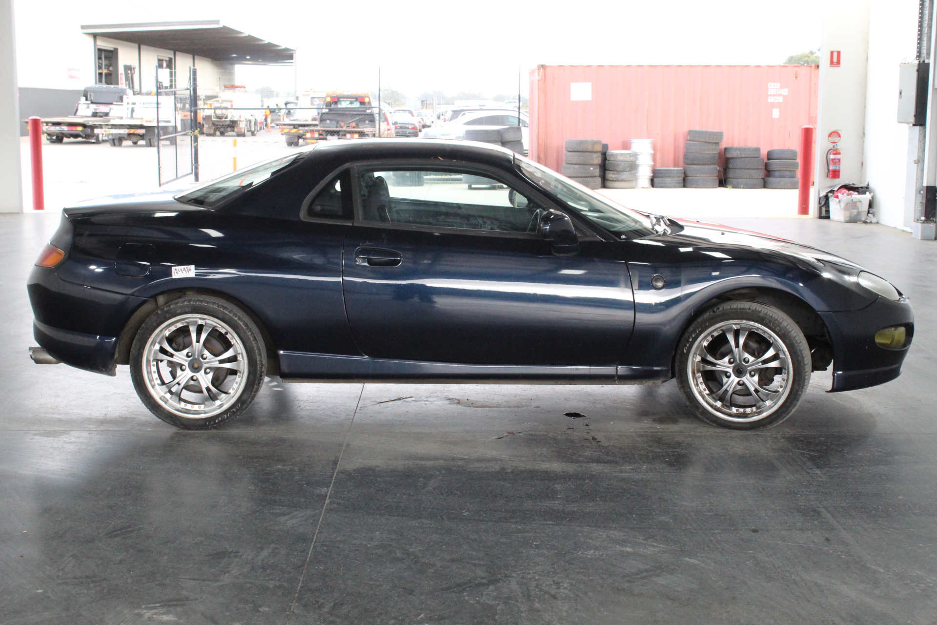 0.07 Carat round 2 white diamond