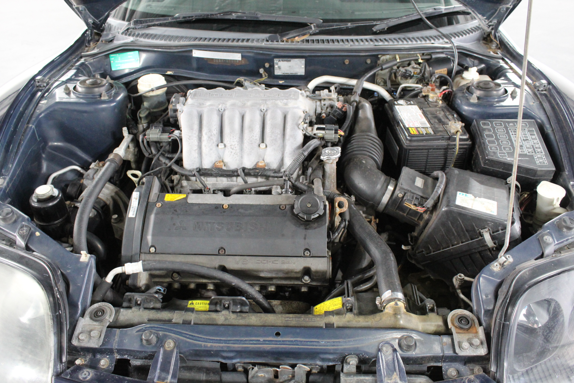 0.16 Carat White 4 round diamonds