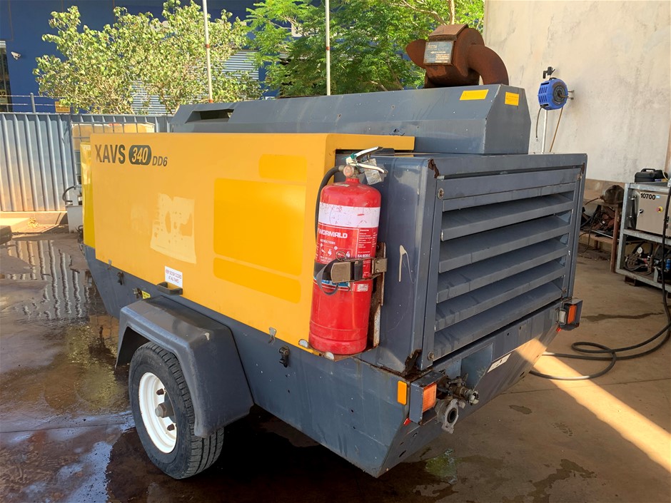 1/10 Oz 999.5 Silver Red Kangaroo & Joey 2025 Australian Round x 4