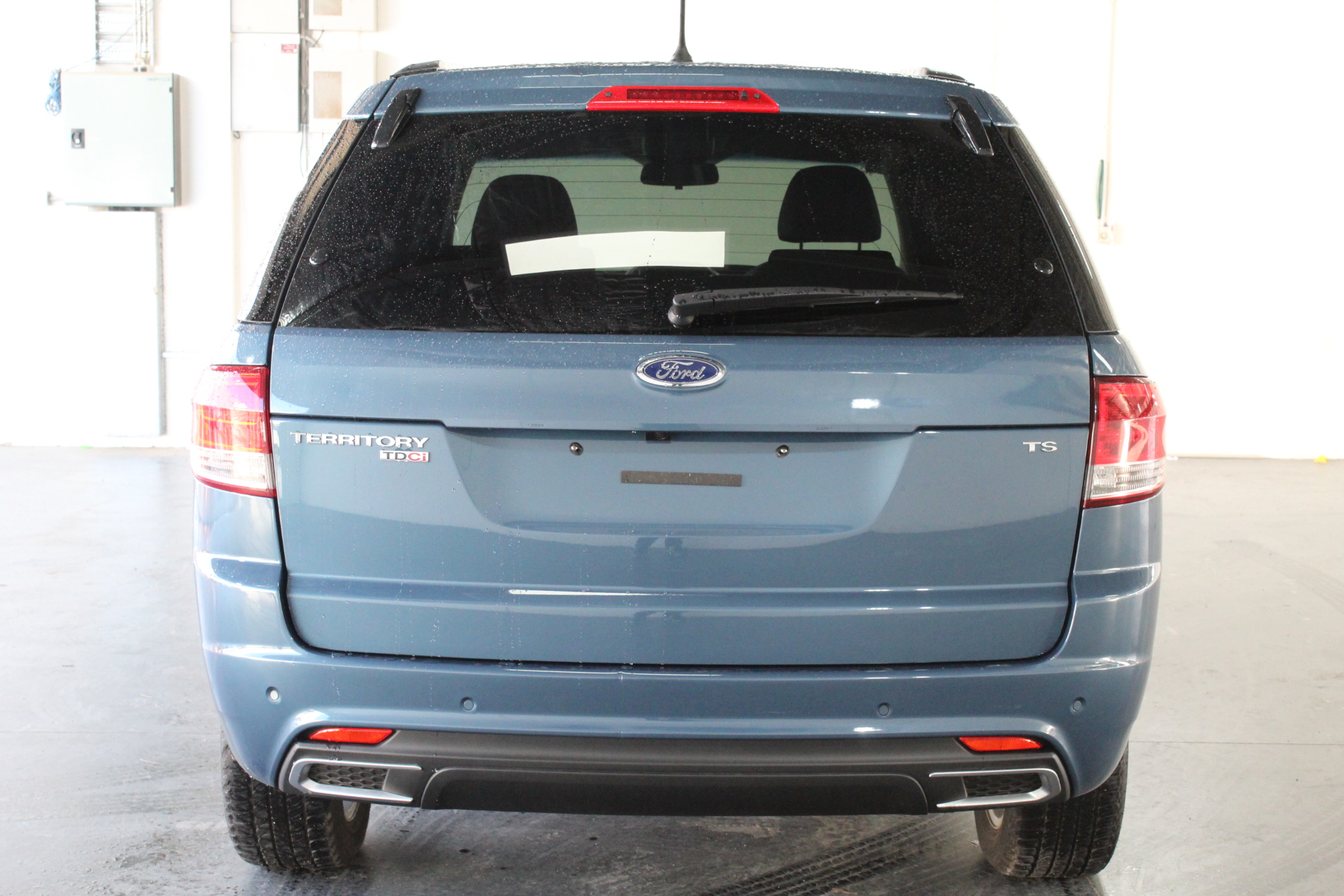 18K White Gold-Filled Cuban Style Link Ring with Simulated Diamonds-Size8