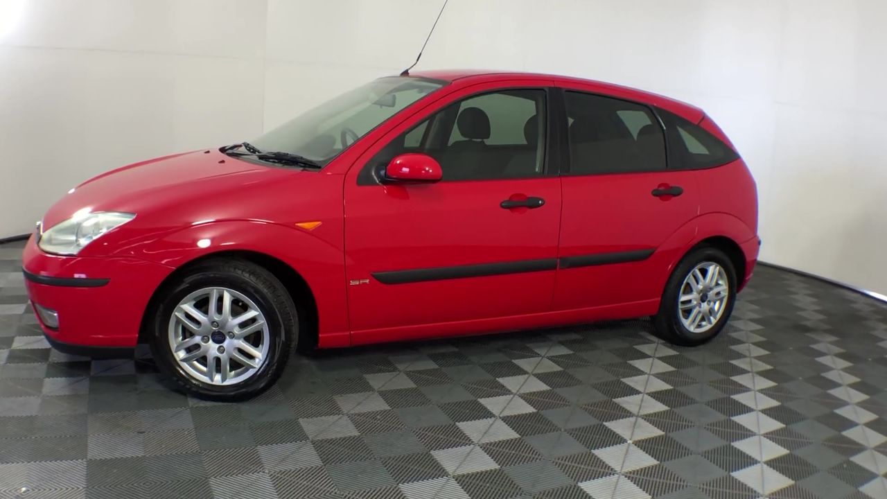 2 Carat round 2 white diamond each CVD Uncertified