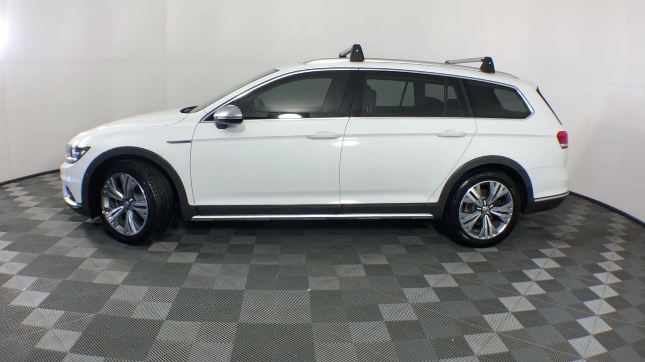 9ct Yellow Gold 0.25ct Diamond Cluster Ring