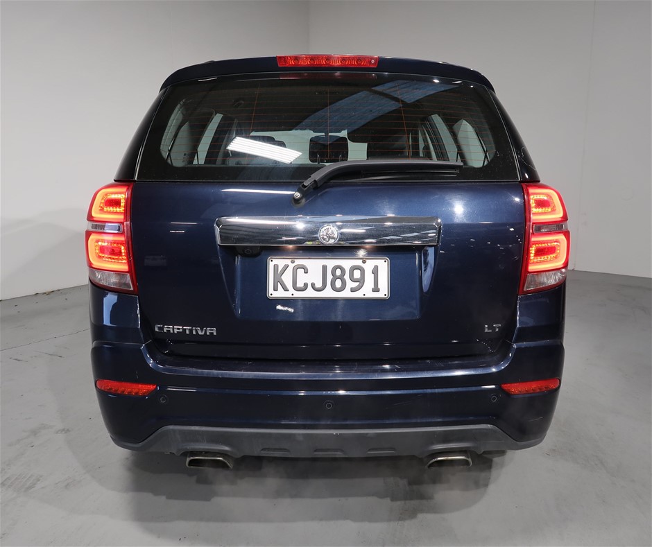 1966 AUSTRALIA FIRST & LAST QUEEN ELIZABETH SILVER ROUND FIFTY CENTS