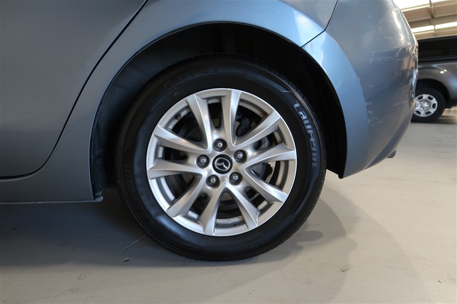 1.20ct oval cut Mozambique Ruby & 0.06ct 2 Stones Round Dia. SI/F-G Ring