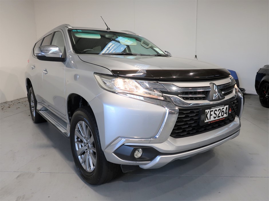 Pitchfork Chardonnay (6x 750mL).