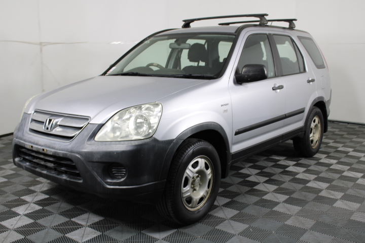 7-8mm Grade AB Black Mix Shape Pearl with 18k Real Gold Plated Bracelet