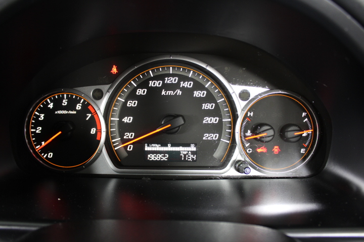 6mm Kunzite & Baroque Pearl Dangling Earrings.