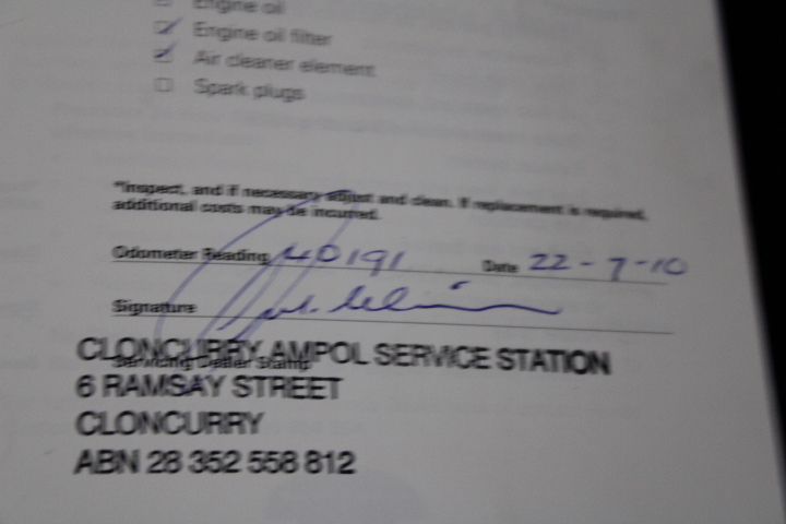 7-8mm White Pearls & Gold Plated Rhinestone Necklace.