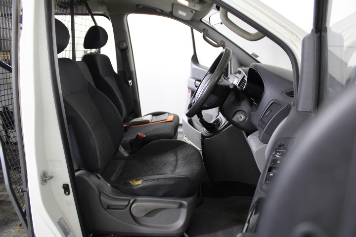 DELL Latitude 5320 Laptop i7-1XGen Unknown RAM NO HDD Grey