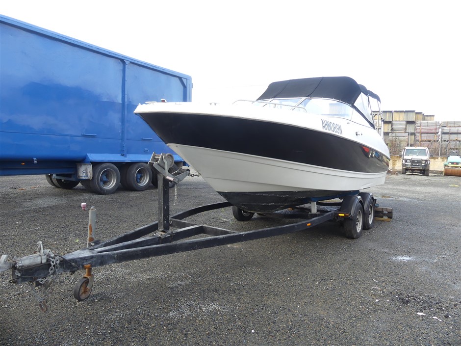 Elephant in the Room Buttery Chardonnay (6x 750mL).