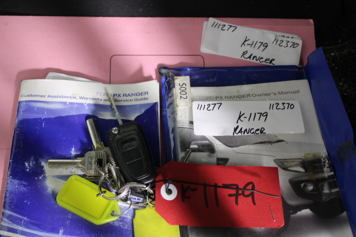 5.00ct Pear Cut Aquamarine & 0.35ct Dia. G/SI Ring 18K White Gold