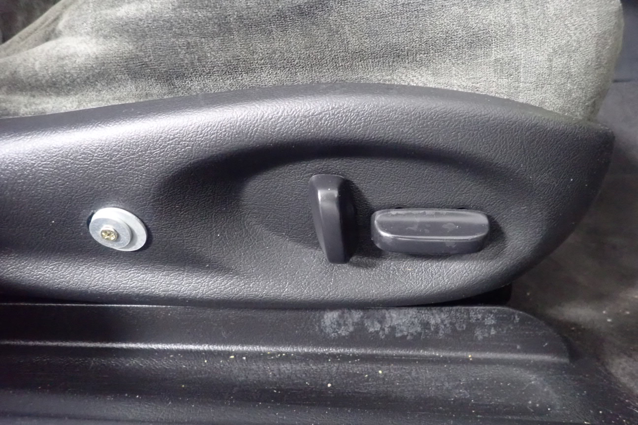 Accommodation & Shower / Toilet Block Unit (Unused),