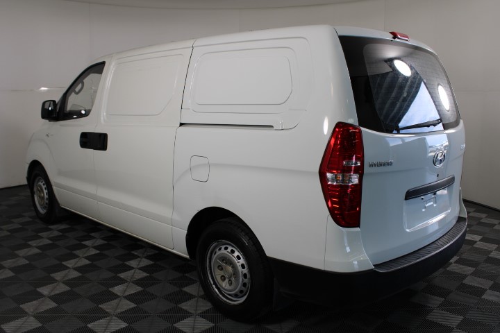 Medium Levelling Bar (Unused),