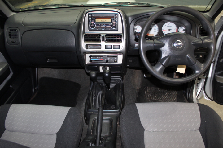 New in Packaging Nylon Cable Ties, 10mm x 400mm - Quantity 11 Packets