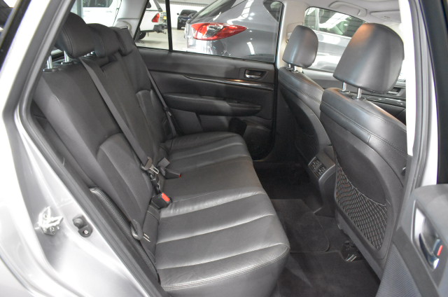 1.00 Carats Brilliant Polish Round Cut White Diamond CVD-Not Certified