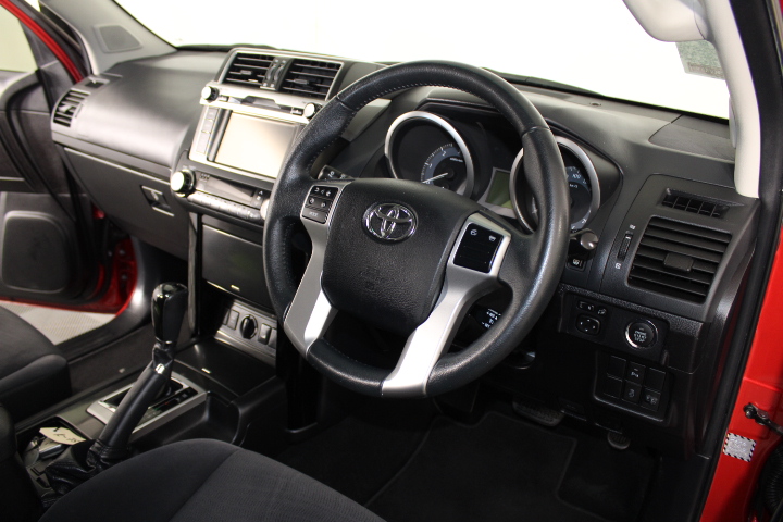 Aboriginal Flag, 1/10th Oz .999 Pure Solid Silver Bullion Coin, with C.O.A