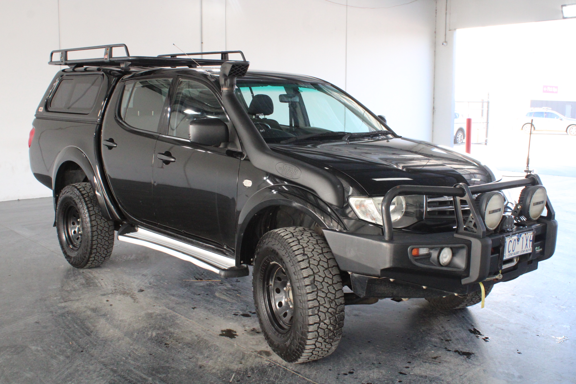 500G Mixed Rough Raw Crystal Gemstone Chunks Natural Raw Minerals Bulk